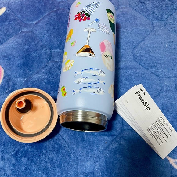 Owala Blue Insulated Water Bottle with Built-in Straw - Picture 3 of 6